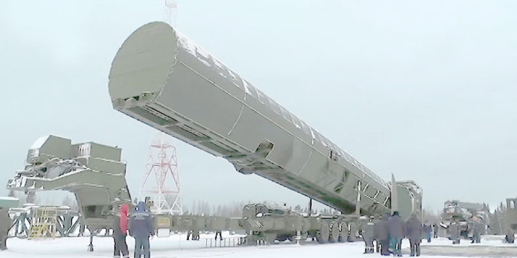 El nuevo misil hipersónico Sarmat ruso, puede viajar hasta a 8 kilómetros por segundo.