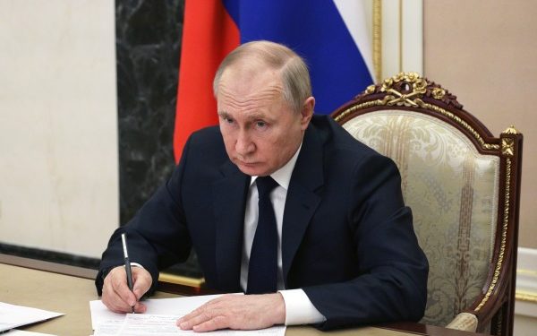 Putin solo podría ser juzgado por el CPI si deja la presidencia de Rusia