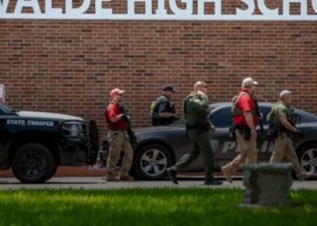 Consternación en EEUU por tiroteo en escuela de Texas que deja 19 muertos