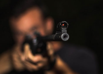 Los rifles de asalto semiautomáticos son los favoritos entre la población.