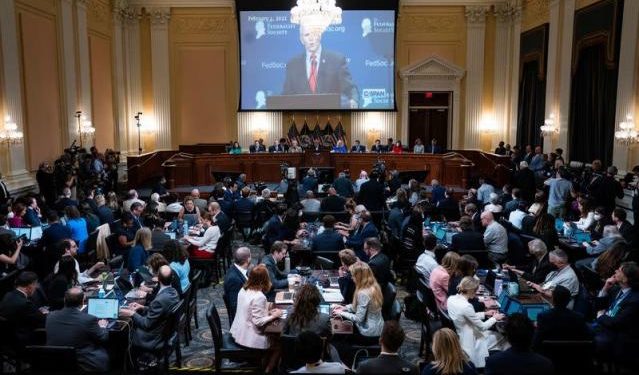 Pence se lo advirtió:Trump sabía que su plan para anular elecciones era ilegal