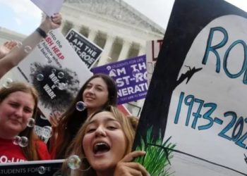 Aunque no sería fácil, algunos expertos proponen rutas para revertir la decisión de la Corte Suprema sobre el aborto