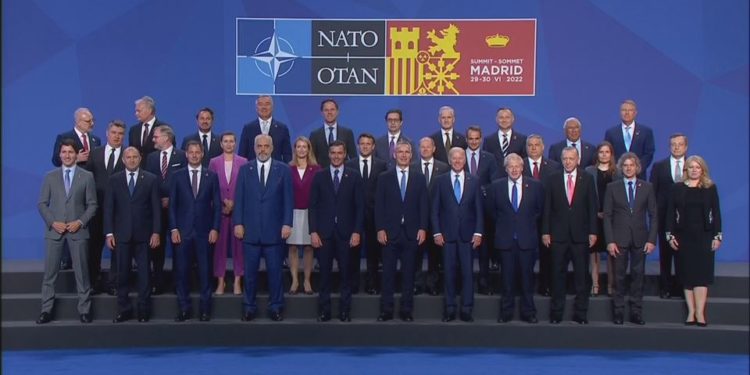 Rusia es el gran enemigo de la OTAN pero China socava el orden internacional