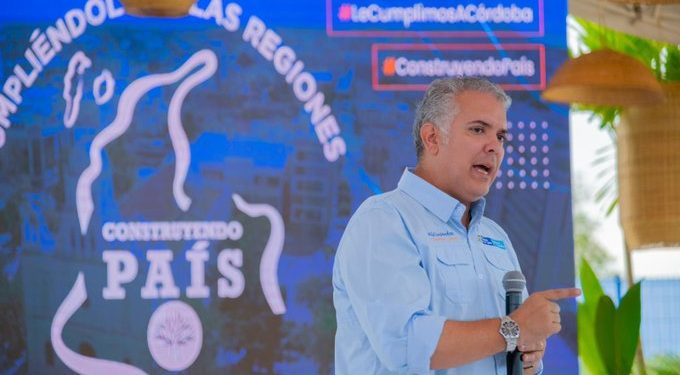 Iván Duque condenado a arresto por supuesto desacato en Colombia