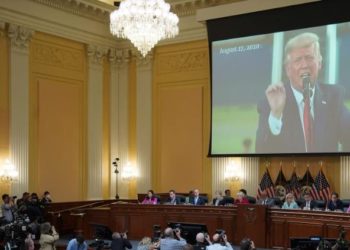 Trump descalifica investigación sobre asalto al Capitolio: Es una "burla a la justicia"