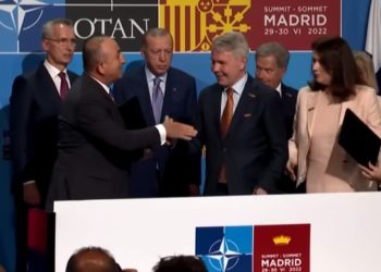 ¿Qué pidió Turquía a cambio de apoyar la entrada de Suecia y Finlandia en la OTAN?