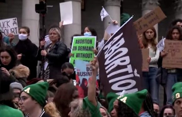 ¿Son las decisiones de la Corte Suprema de EEUU demasiado radicales?