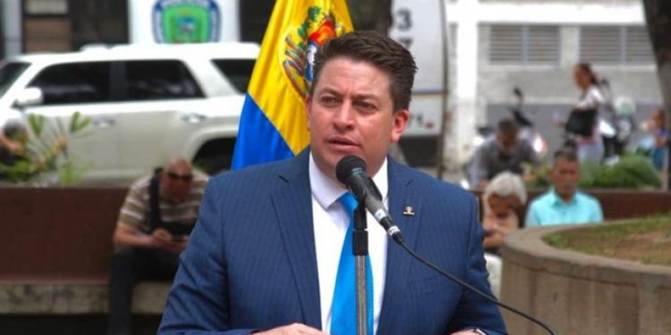 Más allá de la noticia: Se reafirma en Venezuela la regla de la "oposición" que no se opone realmente