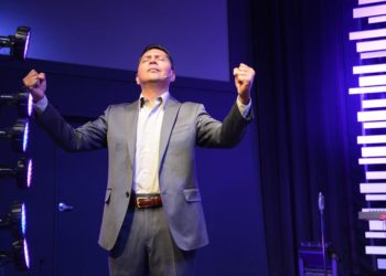 Corte Suprema de EEUU apoya el derecho de que funcionarios recen en público