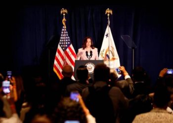 Kamala Harris abordó en la Cumbre migración e inversión en Latinoamérica