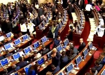 Se instala en Colombia un Congreso favorable a Petro