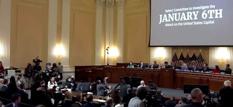 Audiencias del asalto al Capitolio llevaron la política a la era del Tik Tok