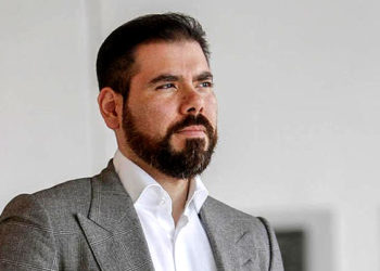 Laureano Ortega Murillo ha pasado por el bel canto, sin pena ni gloria.