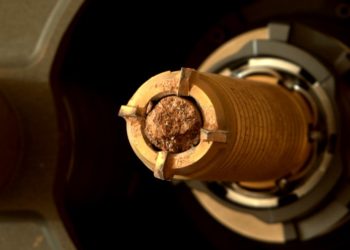 El róver Perseverance de la NASA recolecta su décima roca en Marte