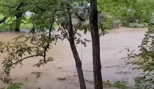 El número de muertos por las inundaciones en Kentucky aumenta a 35