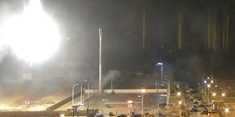 ONU advierte "riesgo muy real de desastre nuclear" tras bombardeos rusos en Zaporizhzhia