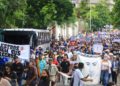 Docentes en las calles de Venezuela protestan su situación económica