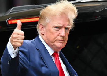 Donald Trump criticó a quienes invocan la Quinta Enmienda pero también lo hace