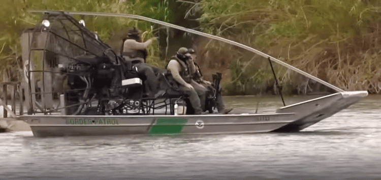 Ocho migrantes murieron ahogados al intentar cruzar el río Bravo