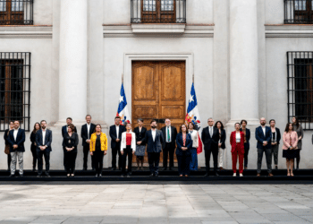 Chile: Con cambios en el gabinete Boric gira al centro