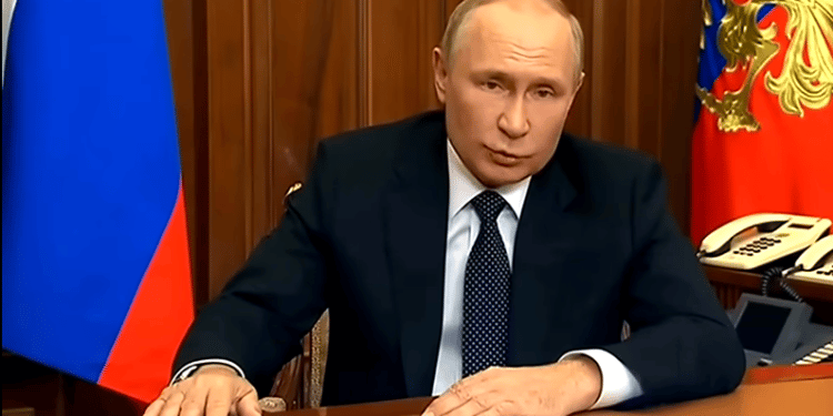 Putin reinvindica el "derecho" que tiene Rusia de usar la bomba atómica