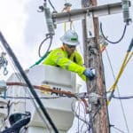 En Puerto Rico, la infraestructura eléctrica es obsoleta y requiere grandes inversiones.