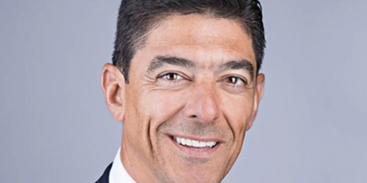 Bed Bath & Beyond busca solucionar demanda por $ 1.200 millones luego del suicidio del director financiero Gustavo Arnal