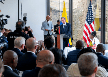 Gobierno de Biden anuncia intención de reanudar diálogo con Venezuela