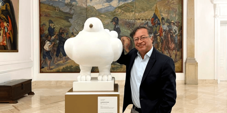 Escándalo en Colombia: Petro gasta millones de la Presidencia en electrodomésticos