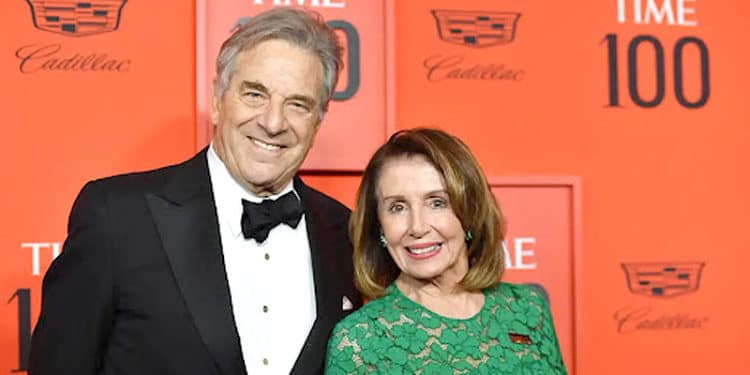 ¿Paul y Nancy Pelosi son el blanco de una brutal agresión, o de una factura política?