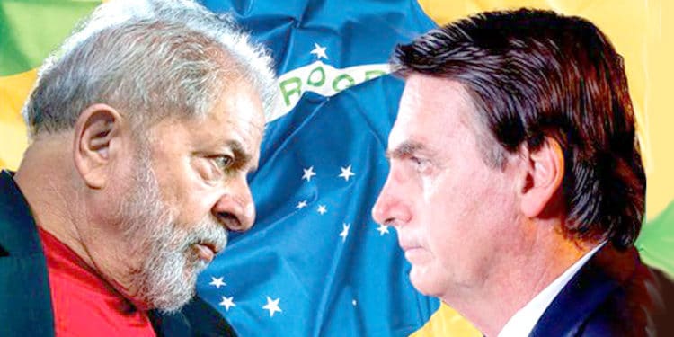 Lula da Silva favorecido en las encuestas, mientras Bolsonaro es el iluminado de los evangélicos.