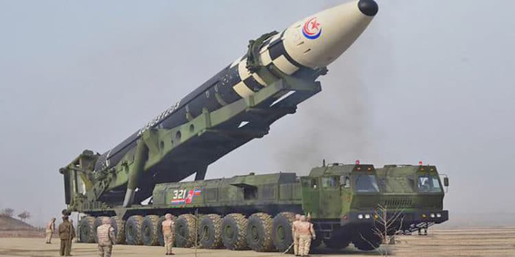 En esta oportunidad, el misil balístico norcoreano violó el espacio aéreo japonés.