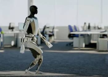 El robot Optimus no convenció a la crítica, en el entorno de la tecnología.