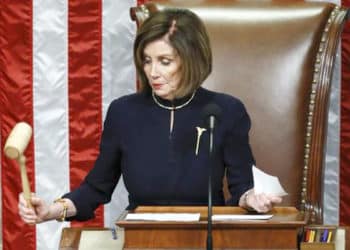 Nancy Pelosi es ejemplo de liderazgo, al ceder su propio liderazgo a las nuevas generaciones.