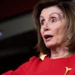 Nancy Pelosi encarna uno de los momentos más dramáticos de la violencia política en EEUU.