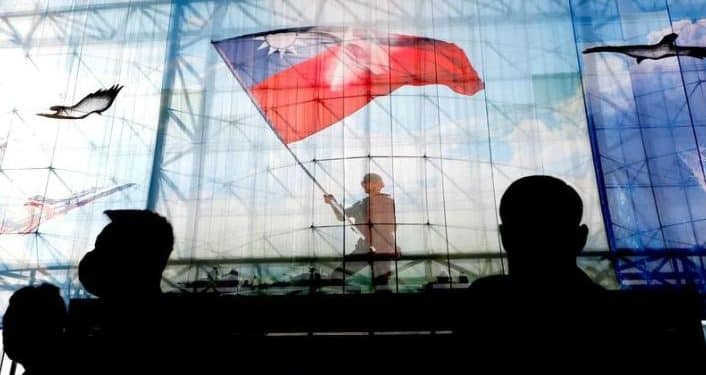 Taiwán denuncia vuelos de aviones de guerra chinos sobre su espacio aéreo