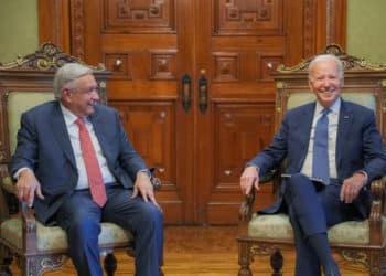 Divagaciones de AMLO: casi media hora para responder una pregunta con Biden a su lado