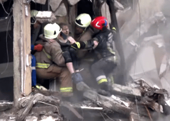 Ucrania: Ataque ruso en Dnipró deja 45 muertos y 19 desaparecidos