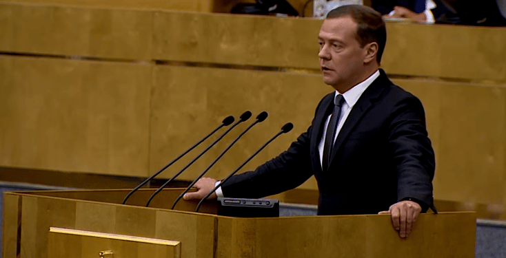 Ex presidente ruso Dmitry Medvedev dice que el premier japonés debería hacerse el harakiri tras su reunión con Biden