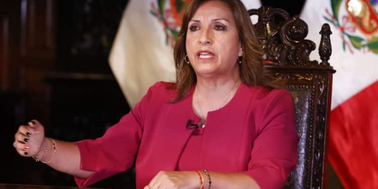 Ultimátum de Dina Boluarte: sólo elecciones salvan a Perú