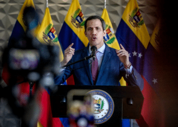 La Embajada de Venezuela en EEUU anuncia el cese de sus funciones