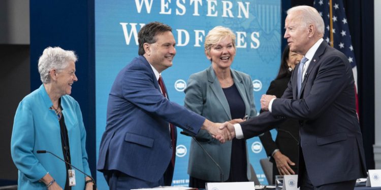 Biden perderá a su jefe de Gabinete de la Casa Blanca