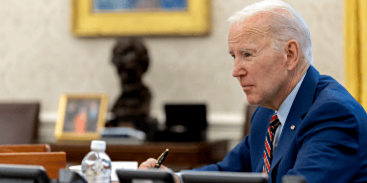 Biden "indignado" por brutalidad policial contra Tyre Nichols