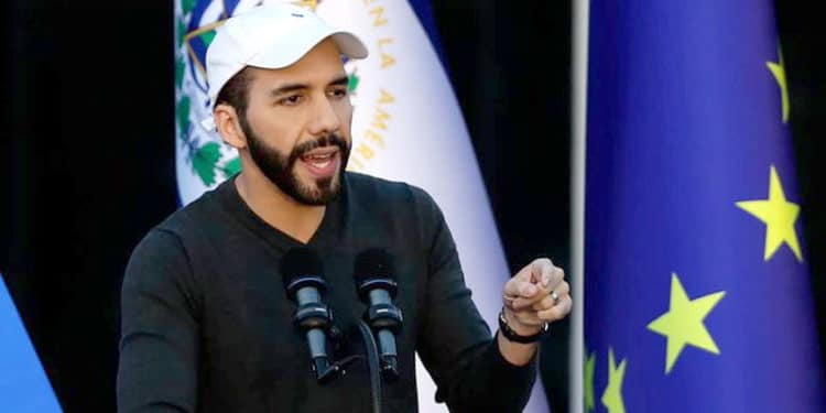 El Salvador: Bukele designa a policías narcotraficantes como diplomáticos