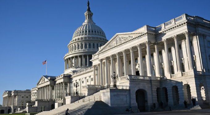 Republicanos asumen el control de la Cámara Baja sin Kevin McCarthy