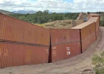 En Arizona, se erogaron unos $76 millones de fondos estatales, para quitar los contenedores.
