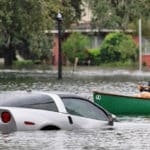 Los fenómenos climáticos y las inundaciones también provocan cuantiosas pérdidas materiales y humanas.