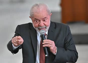 Brasil entre detenciones y reversión de políticas de Bolsonaro por parte de Lula
