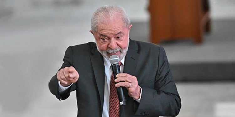 Brasil entre detenciones y reversión de políticas de Bolsonaro por parte de Lula
