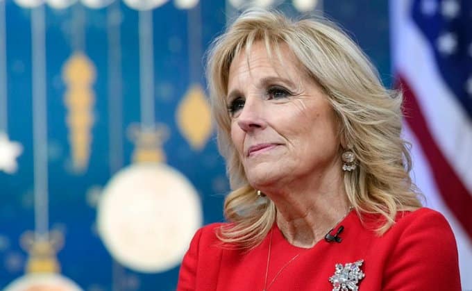 Es la segunda vez que la Primera Dama, Jill Biden, será intervenida.